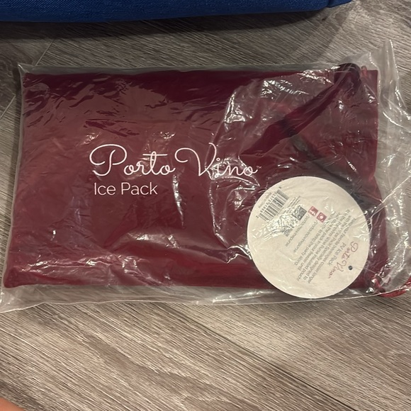 Porto Vino City Tote with Ice Pack & (2) Packs of 4 Refill Packs NWT - Picture 7 of 15